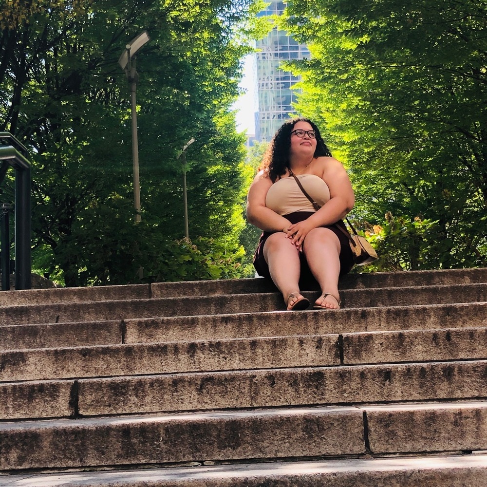 Meet your Posher, Olivia